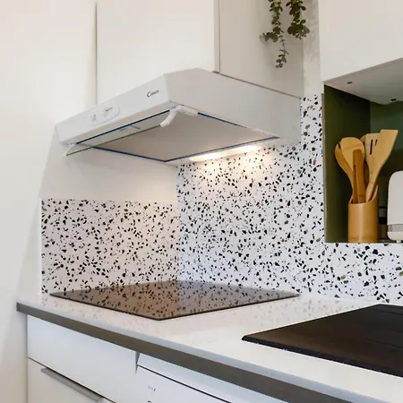 Apartment Stay&go Des Monts - Centre-ville - Parking Prive - 20 Min Du Aix-les-Bains